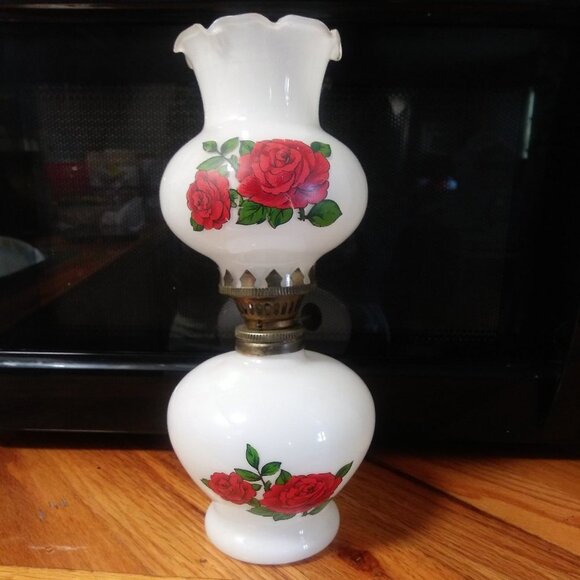 VTG milk glass hurricane lamp w/red roses